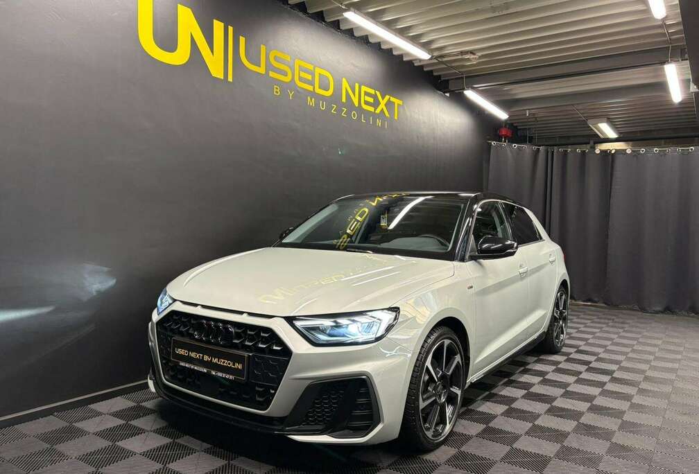 Audi 30 TFSI 115cv S-TRONIC Black Edition