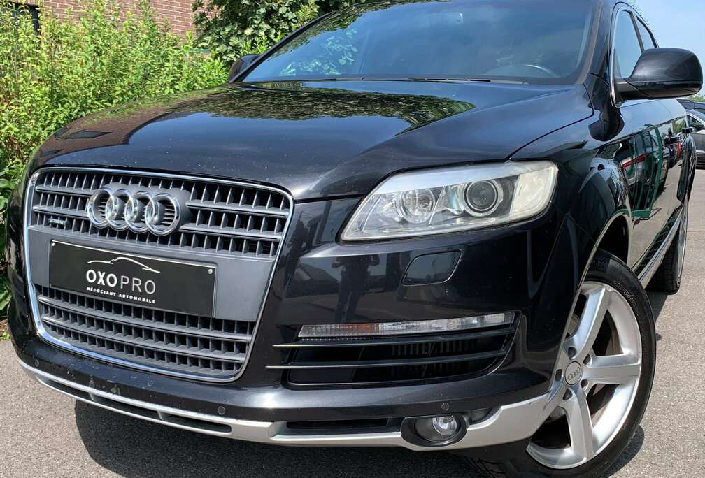 Audi 3.0 TDI QUATTRO / S-Line / Xenon / Cuir / Gps / Camera / Cruise / 1er Propriétaire / VENTE PROFESSIONNEL OU EXPORTATION /