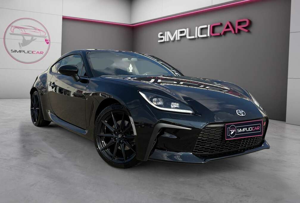 Toyota 2.4i Premium *FULL OPTION*