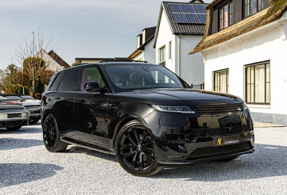 Land Rover D300 Dynamic SE / 23\'/ Pano / ACC / Black Pack