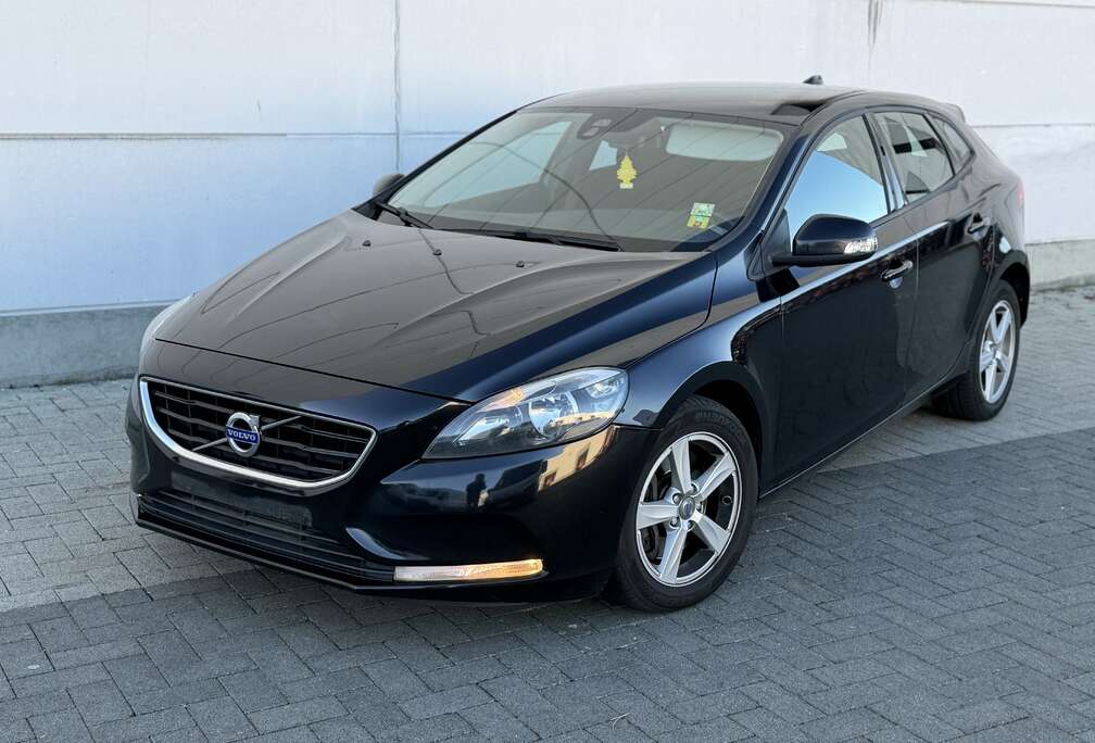 Volvo Volvo V40 D3  2013  Diesel