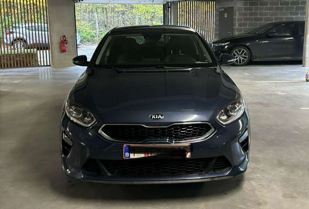 Kia Cee\'D 1.4i EX