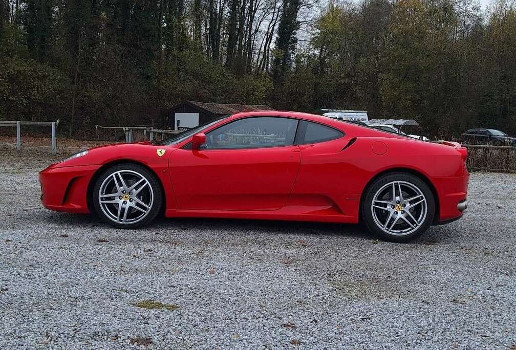 Ferrari F430 pack carbone full historique