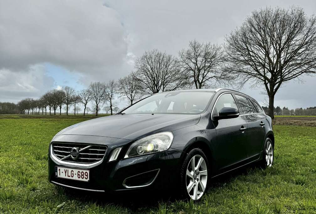 Volvo D3 Momentum (originele Volvo motor)