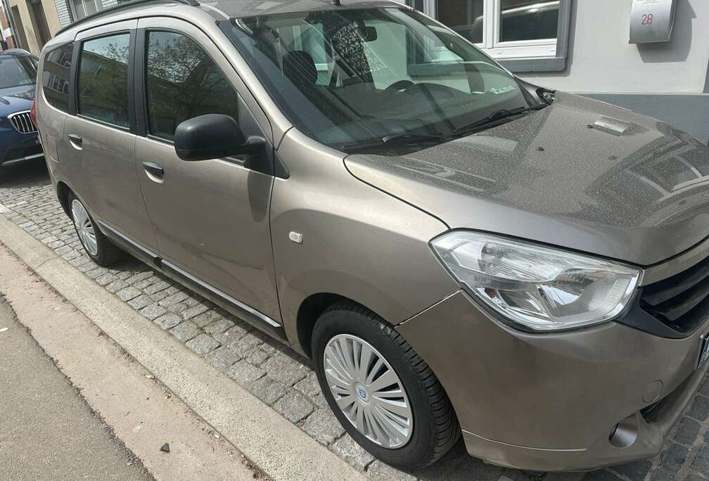 Dacia 1.6i Ambiance 7places essence