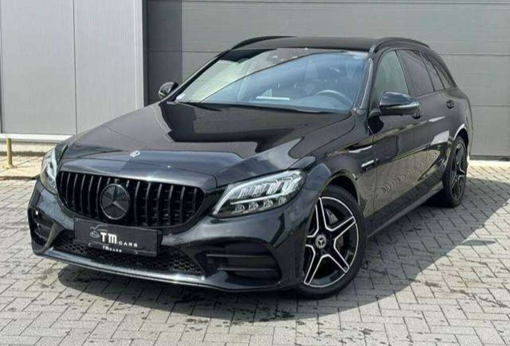 Mercedes-Benz C 300 de AMG/CAMERA/NAVIGATIE/LED