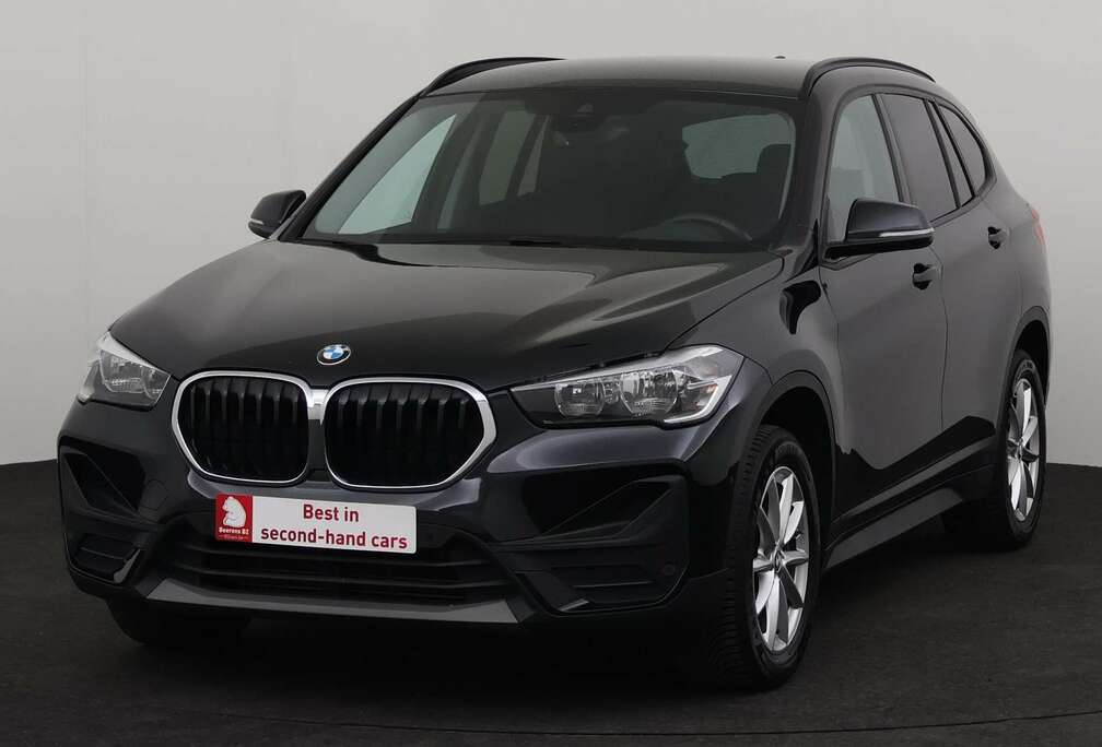 BMW sDRIVE18 i + GPS + PDC + CRUISE + ALU + TREKHAAK