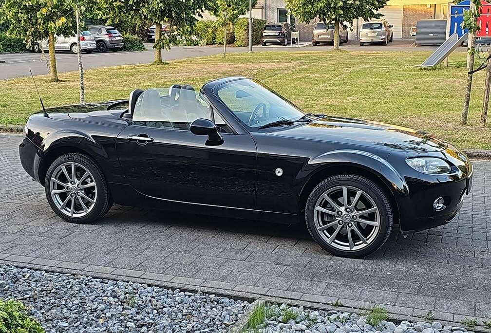 Mazda MX-5 Roadster Coupé 1.8i 16v Active