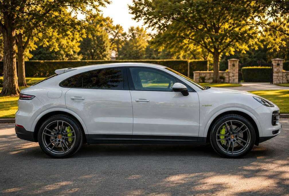 Porsche E-Hybrid Coupe