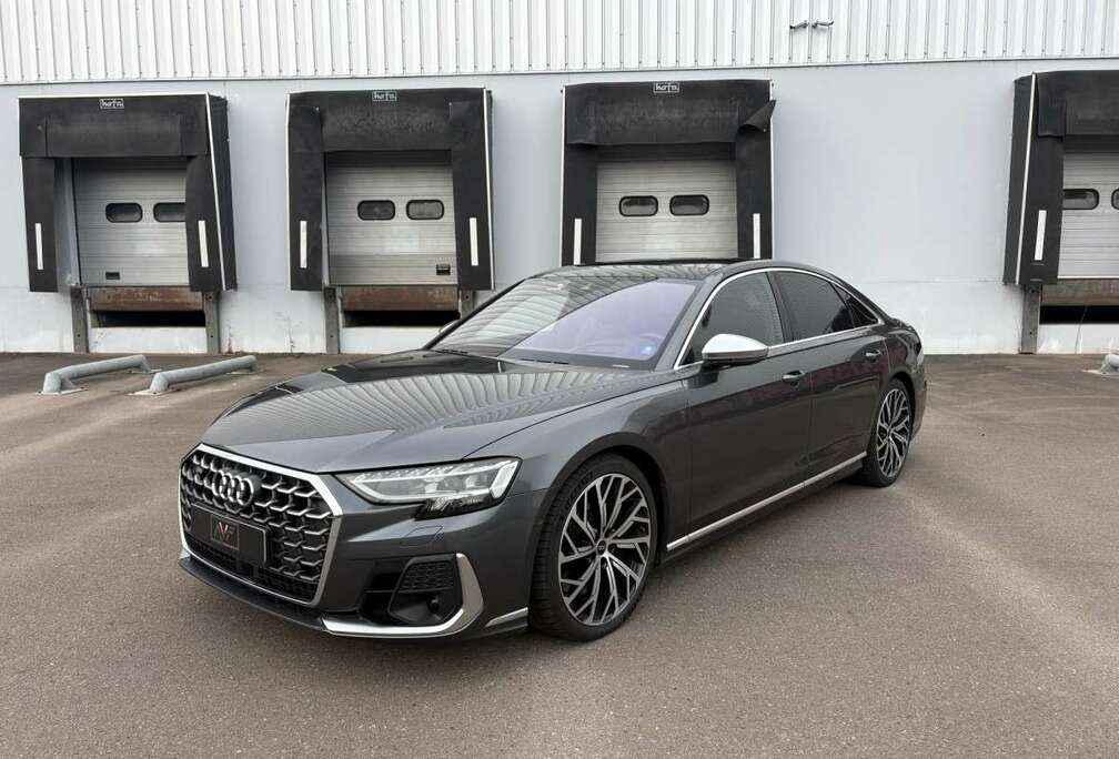 Audi S8 V8 4.0 TFSI 571 TIPTRONIC 8 QUATTRO