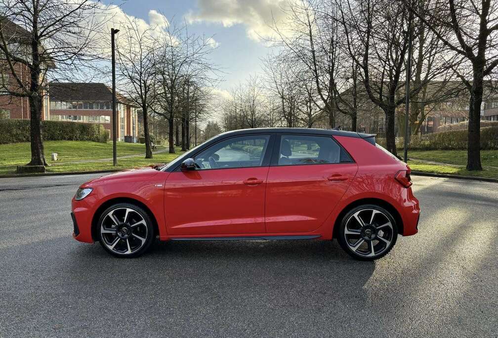 Audi Sportback 35 TFSI S line S tronic * led - Camera *