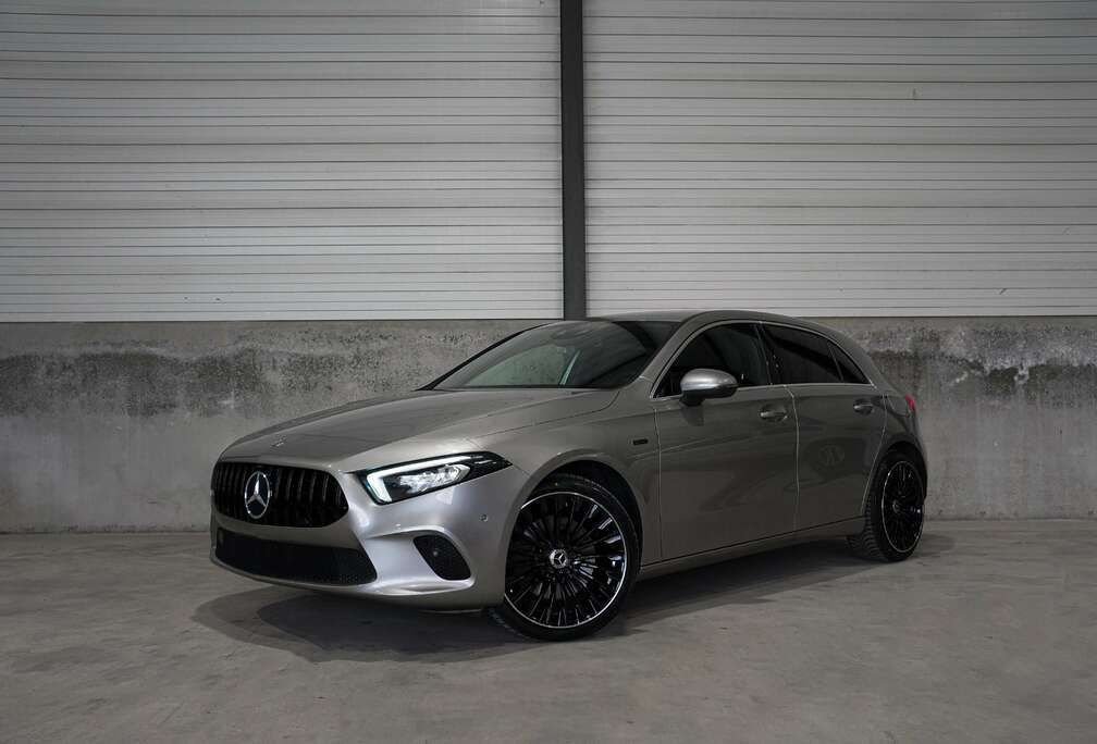 Mercedes-Benz e 19\' AMG  FULL OPTION  ETAT SHOWROOM TVA