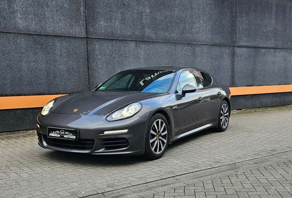 Porsche 3.0 D V6 Tiptronic/PANO/LED/NAVI/89500KM/300PK