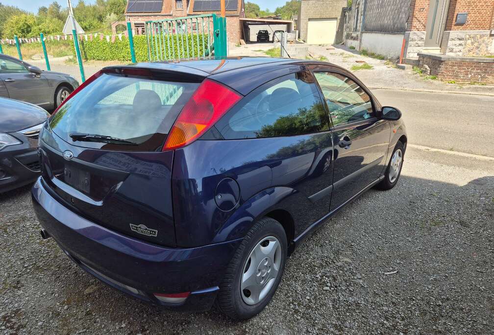 Ford 1.6i SE 16v Trend