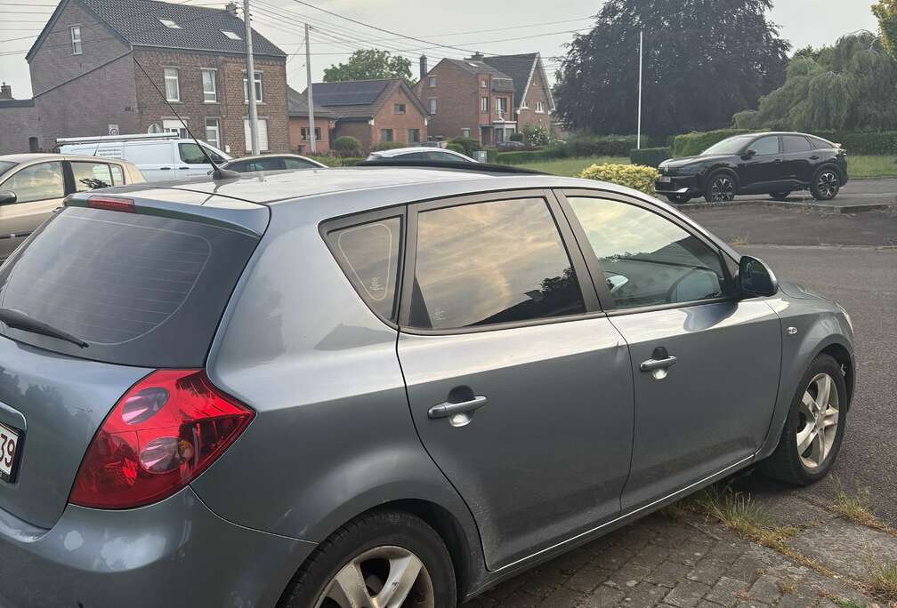 Kia 1.6 Turbo CRDi VGT Sport