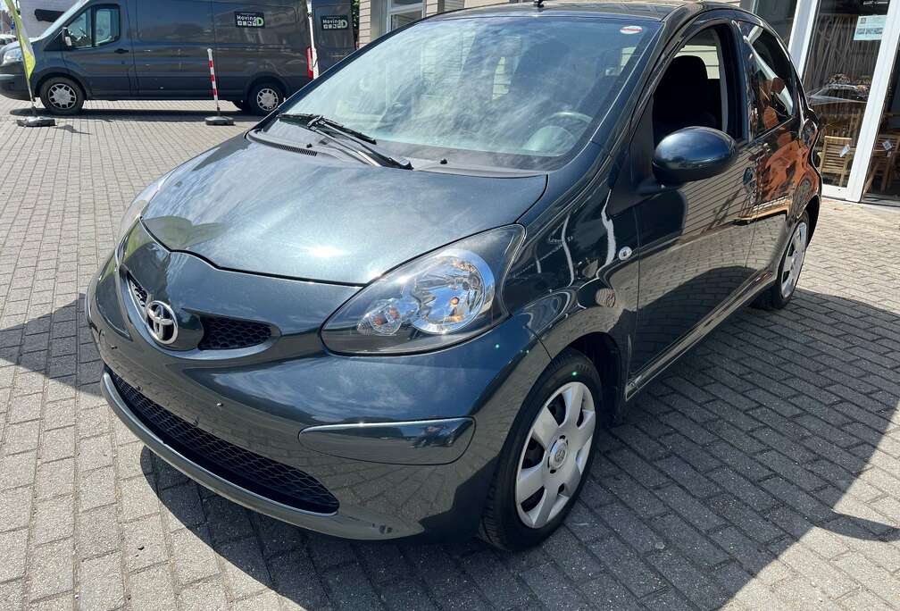 Toyota Aygo 1.0i VVT-i Plus