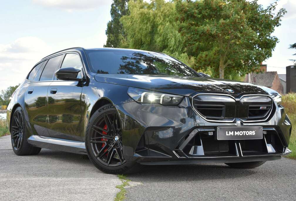 BMW M5 Touring PHEV 4.4 AS