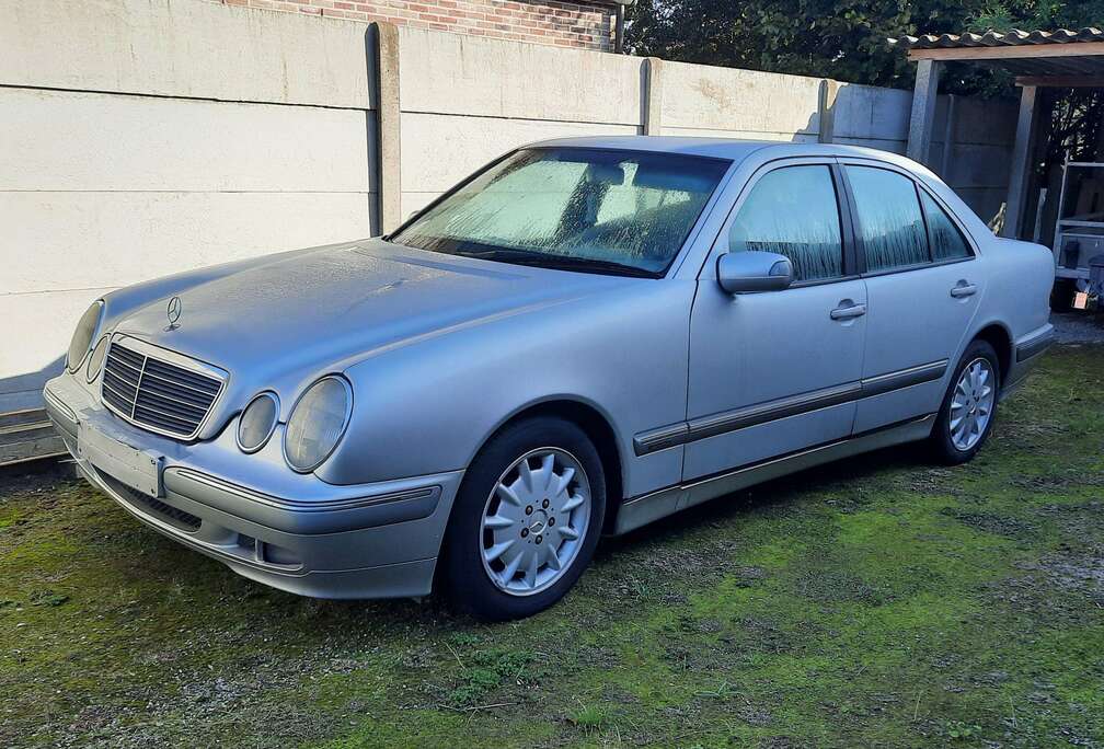 Mercedes-Benz E 220 CDI Elegance