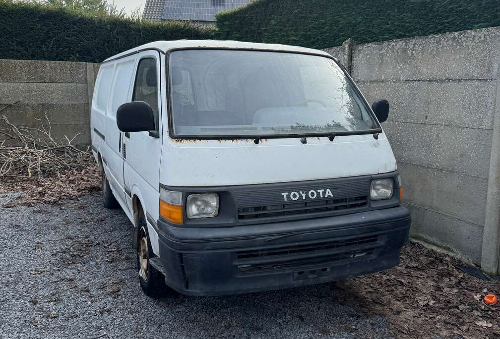 Toyota 2.4 Turbo Luxe