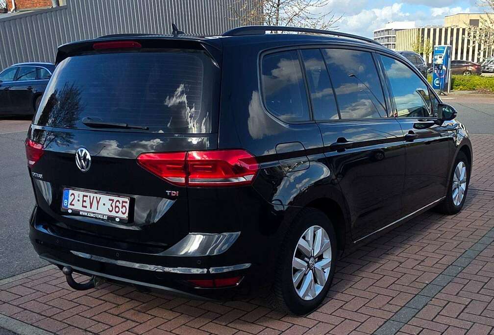 Volkswagen Touran 1.6 TDi
