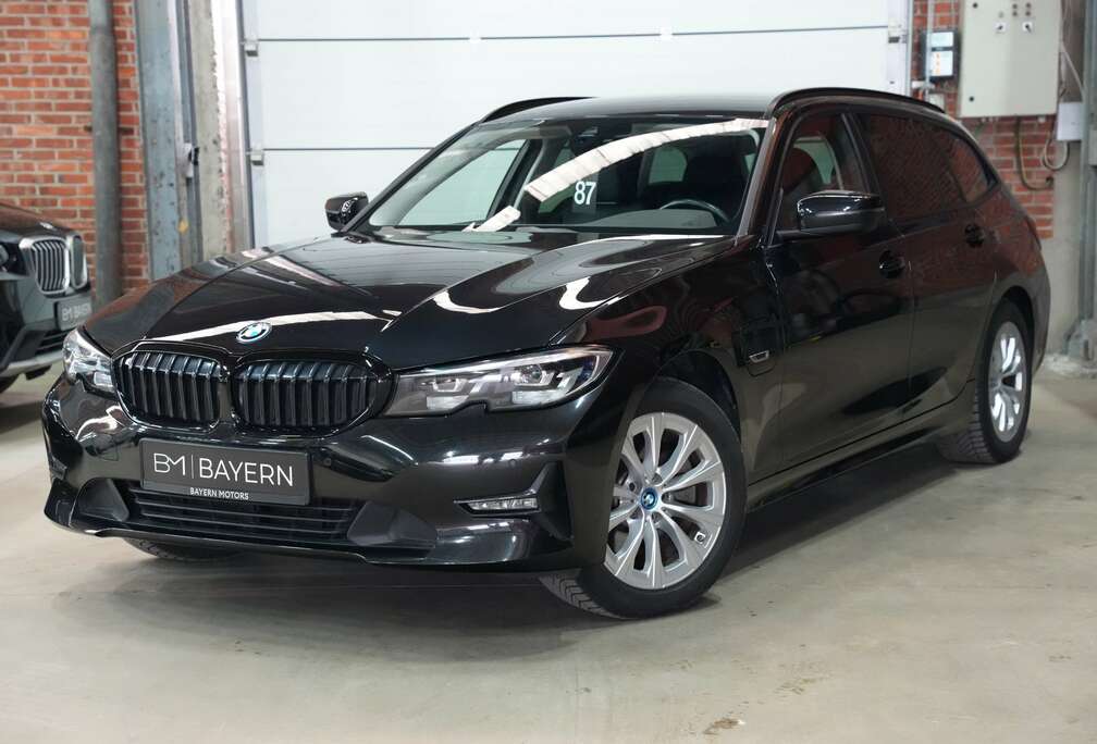 BMW eA Plug in Hybride Trekhaak Leder Camera Garantie