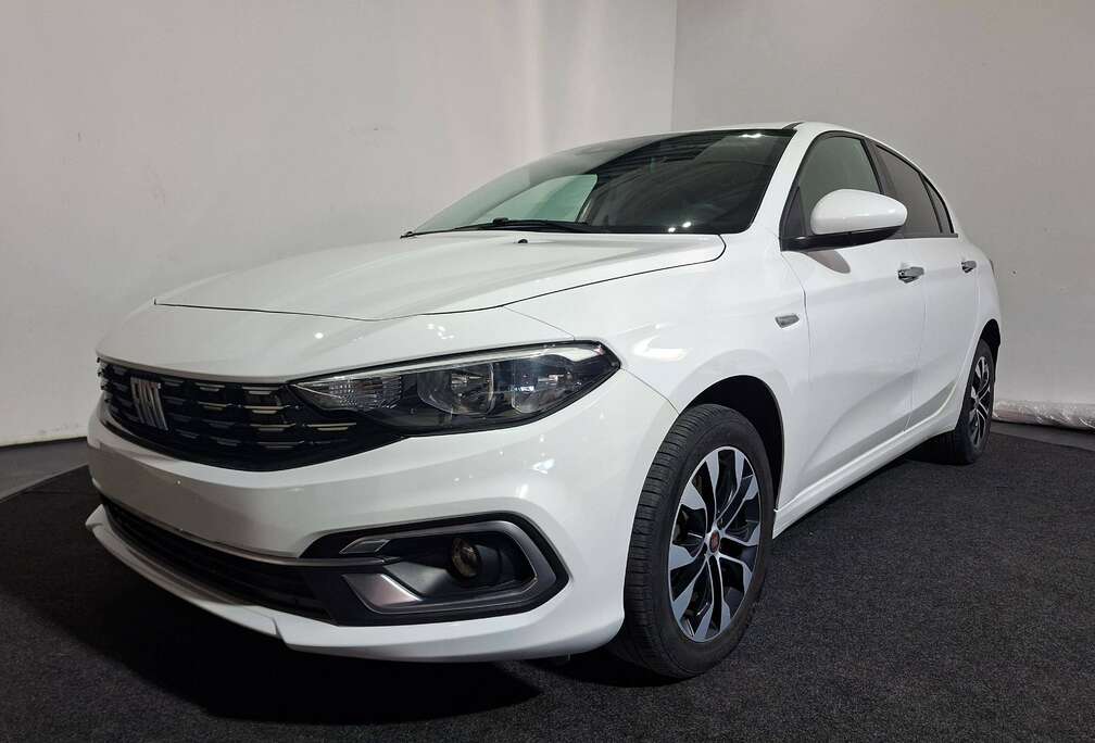 Fiat Tipo 1.5 Hybrid DCT  Automaat  Apple Car Play  Airco