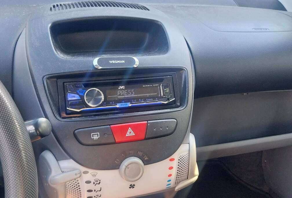 Peugeot 107 1.0i Urban Move