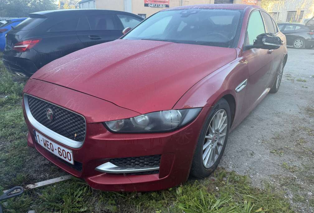 Jaguar XE 2.0 D E-Performance R-Sport