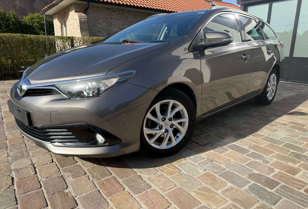 Toyota Auris SW 1.33i VVT-i Comfort