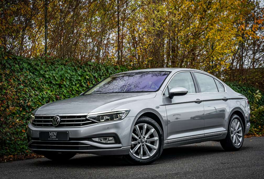 Volkswagen Passat 1.5 TSI Elegance