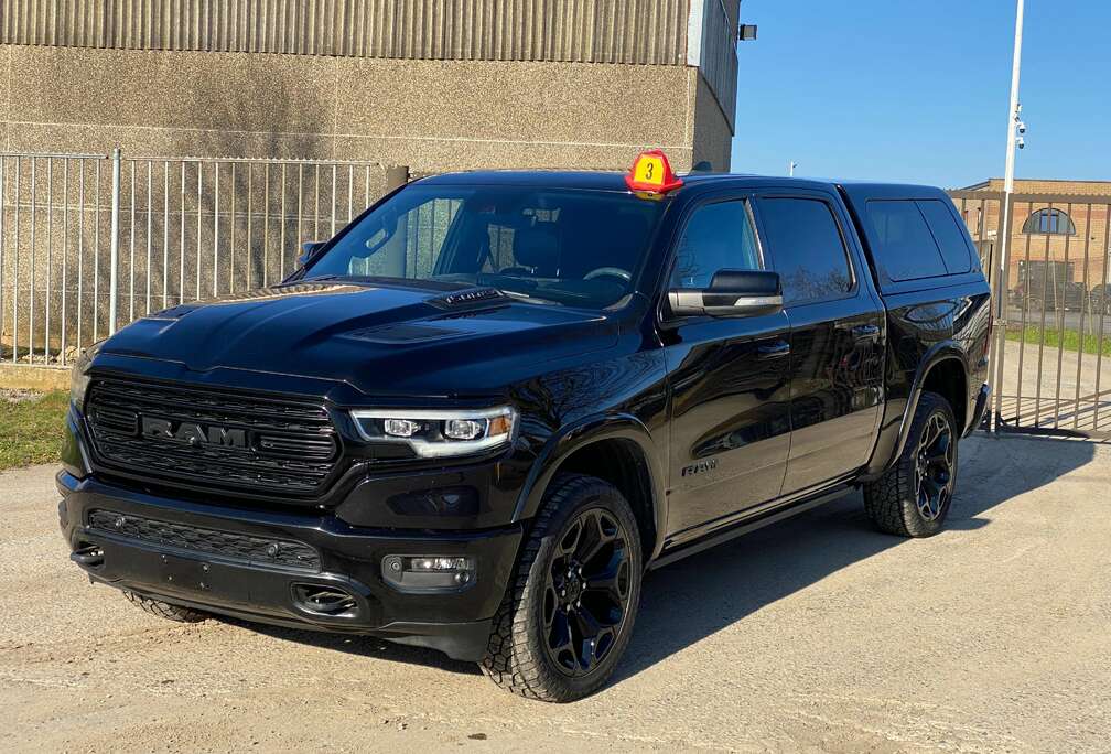 Dodge 1500CrewCab Limited 4x4 NightEdition 48.719eurhtva