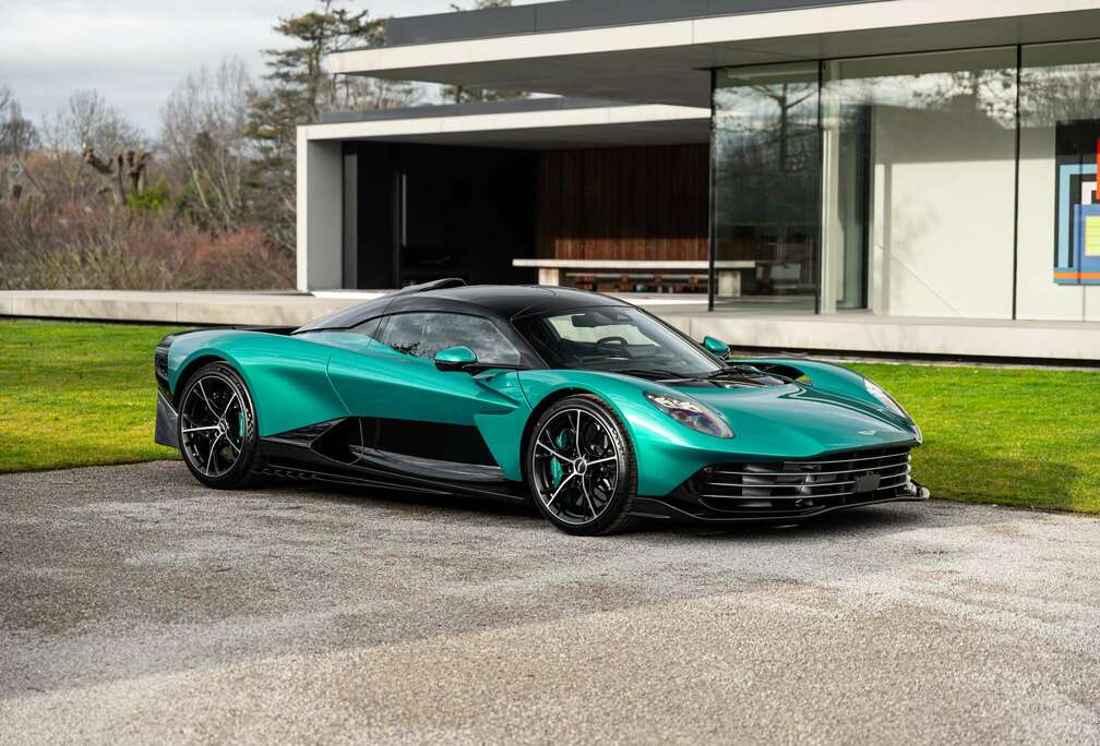 Aston Martin HYPERCAR / ONLY 999 / NOW AVAILABLE / PODIUM GREEN