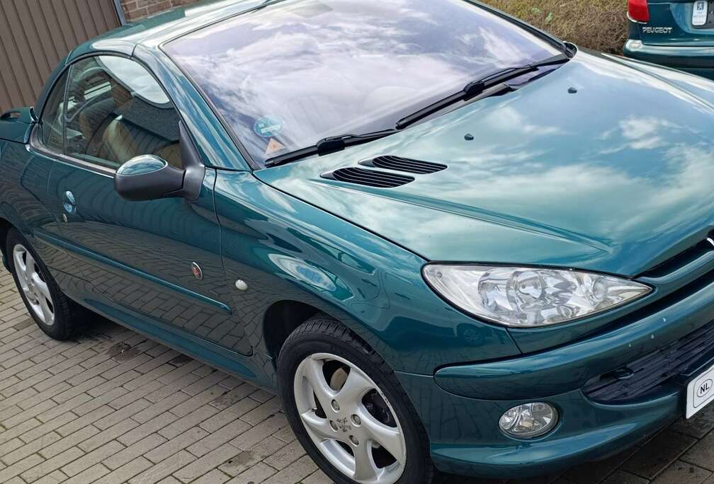 Peugeot CC 110 Roland Garros