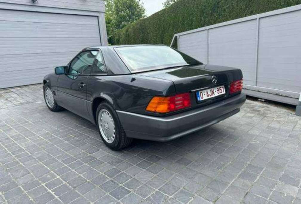 Mercedes-Benz cabriolet