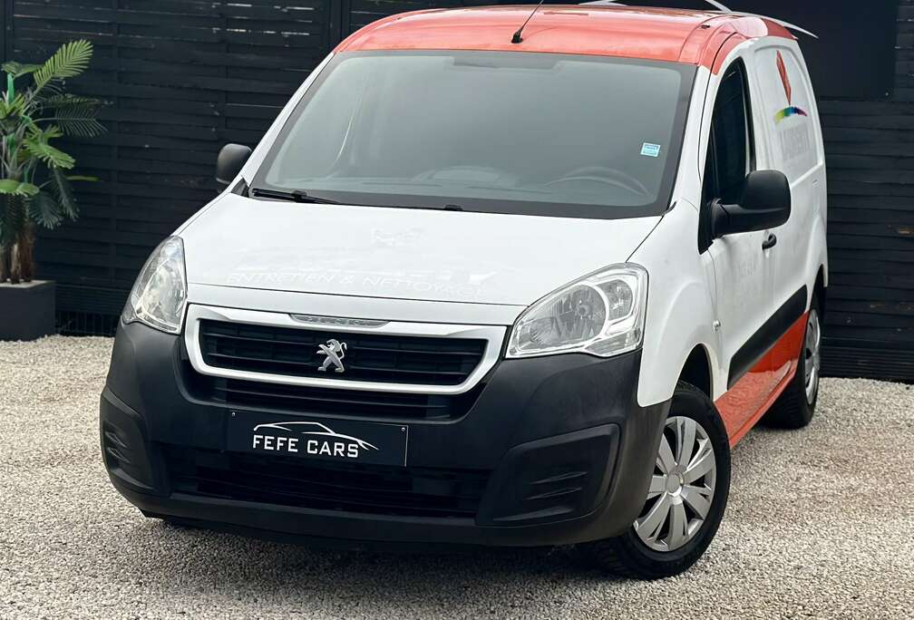 Peugeot 1er Propriétaire / Suivi Complet /1.6 BlueHDi L1H1