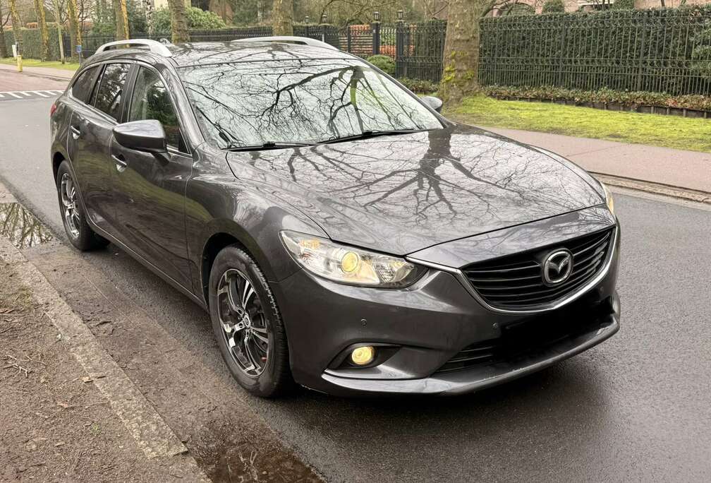 Mazda 6 2.2 D Skydrive