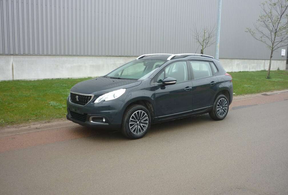 Peugeot 1.2i PureTech, Navi,  GARANTIE