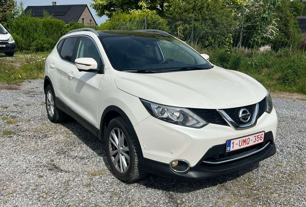 Nissan 1.2 ESSENCE 116CV - BOITE AUTO - FULL CARNET - TOIT PANO