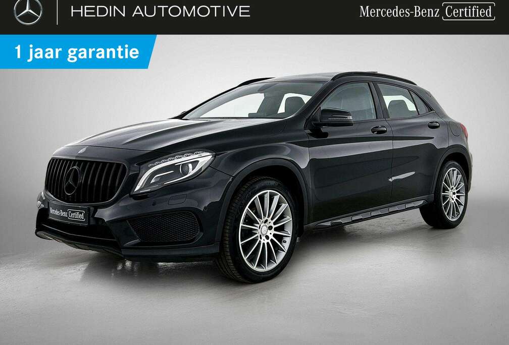 Mercedes-Benz AMG Line  Panoramisch Dak  Multispaak AMG Velgen