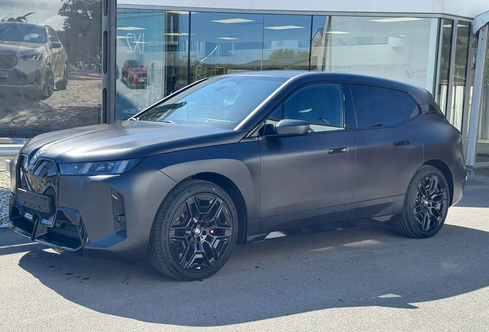 BMW xDrive45 M / 22\
