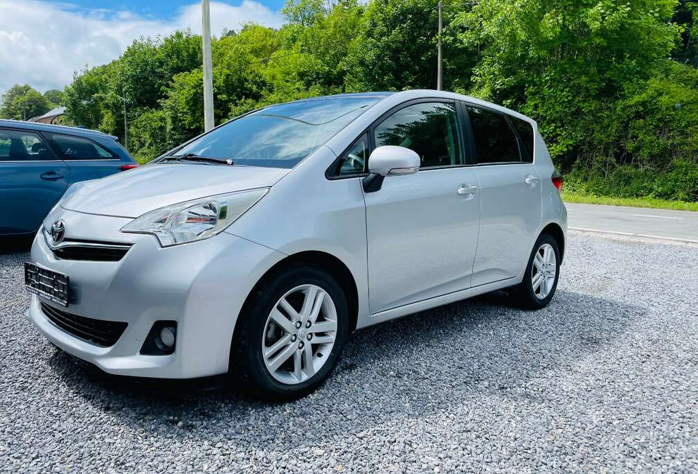 Toyota Verso S 1.33 VVT-i Terra