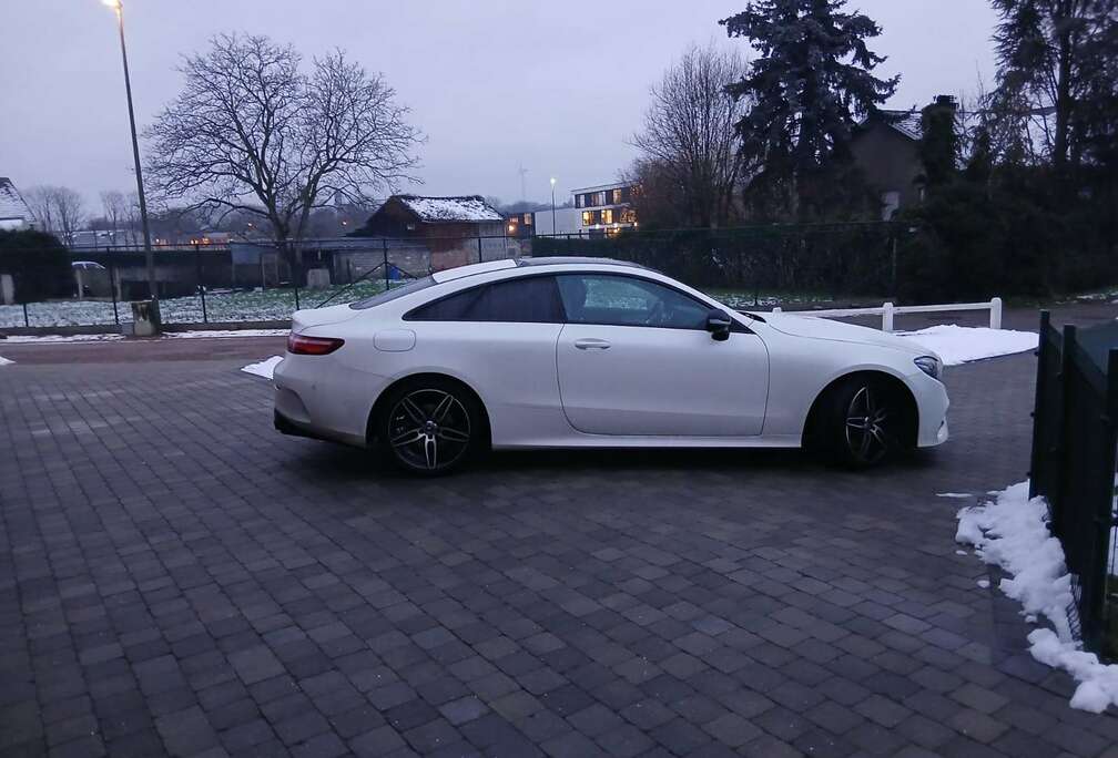 Mercedes-Benz Coupe 9G-TRONIC AMG Line