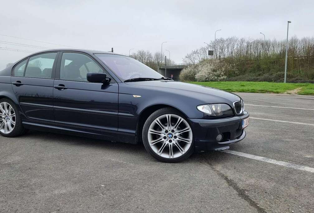 BMW 320i Edition Sport