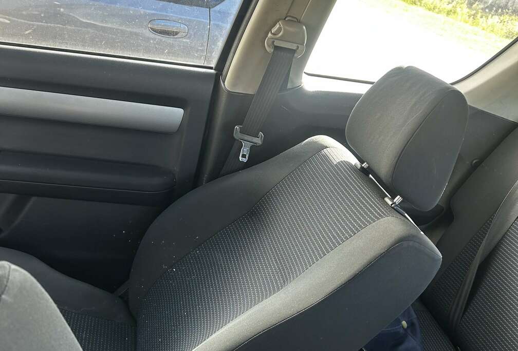 Suzuki 1.0i GLS X.tension