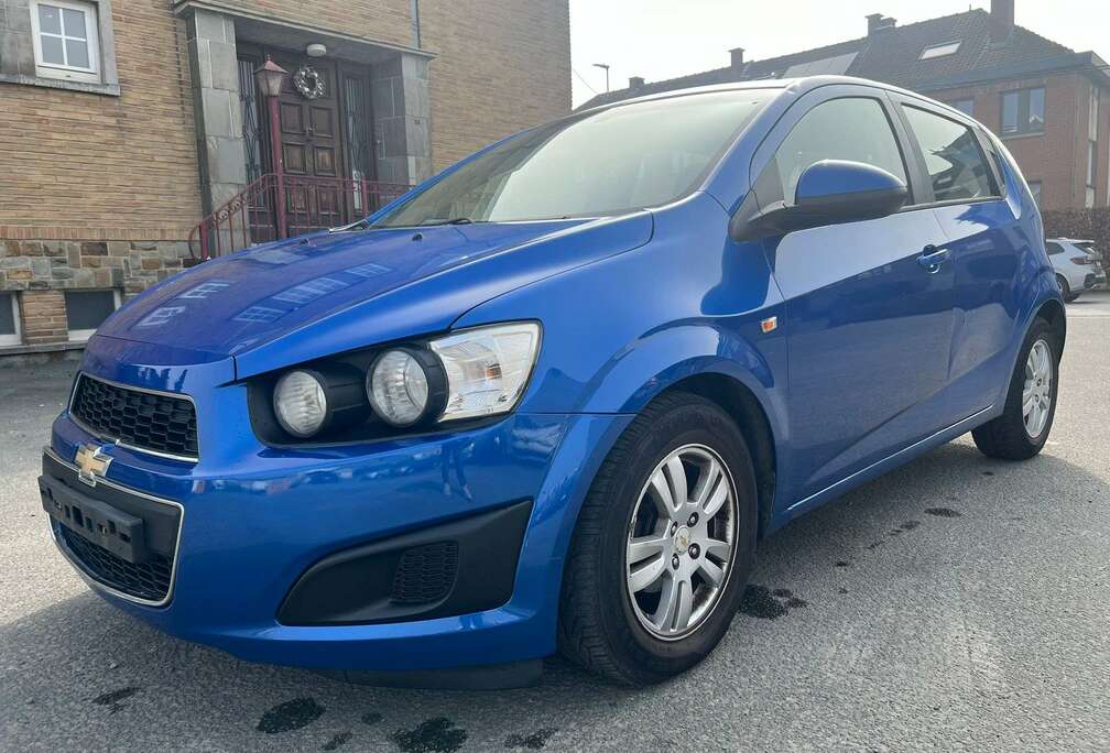 Chevrolet Aveo hatchback 1.4i LT Start