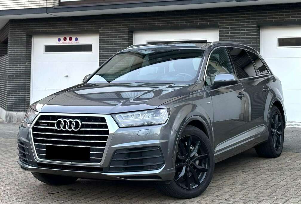 Audi Audi Q7 3.0Tdi  3x/S-line 7 places  2016/04