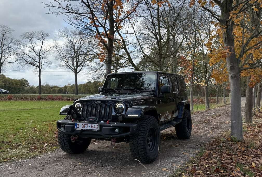 Jeep Unlimited Hard-Top 2.8 CRD DPF Automatik Sahara