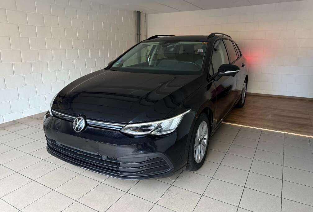 Volkswagen Golf SW 1.0 eTSI  DSG * 12M  GARANTIE *