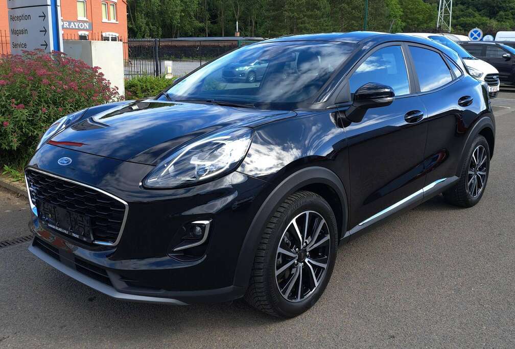 Ford Puma 1.0 EcoBoost mHEV Titanium Design