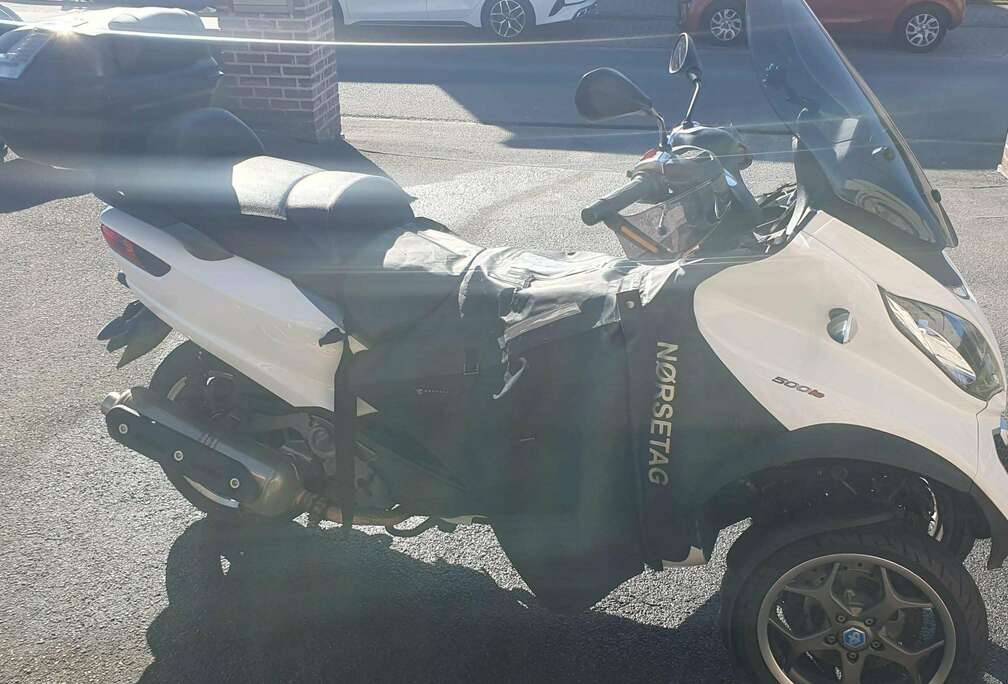 Piaggio Business